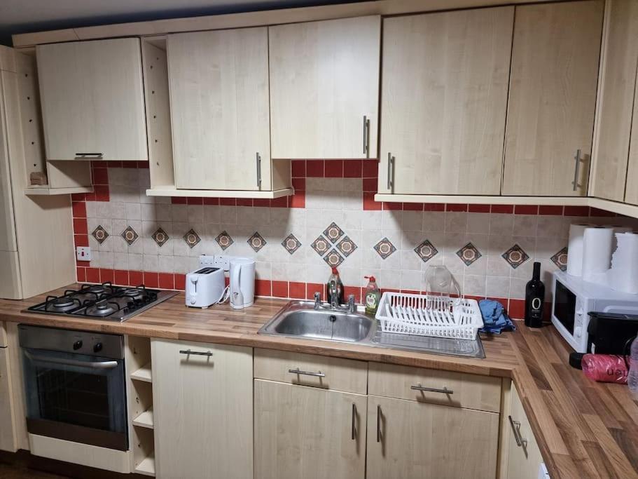 1 Bedroom Flat In Zone 1